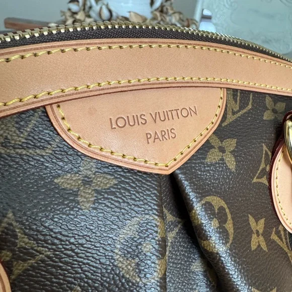 Louis Vuitton Tivoli PM - Picture 4 of 16